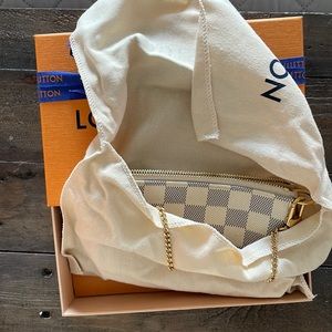 Where are my shoppers?!